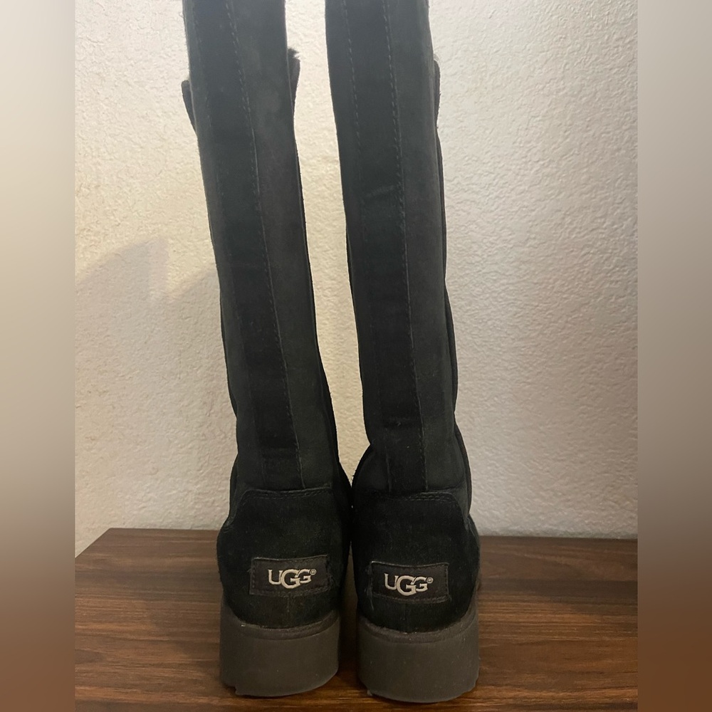 Ugg Tall Boot With Platforms. Size Us 5 - image 6